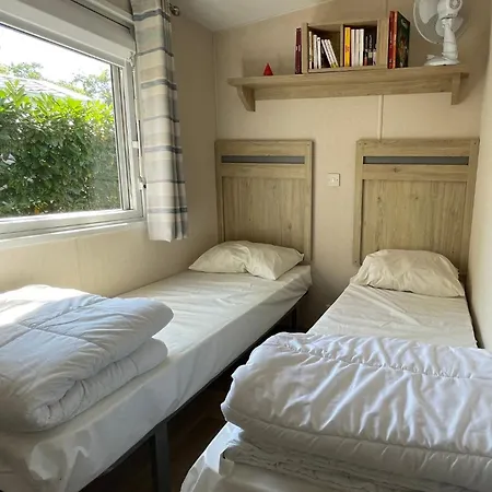 Comfortable Mobilhome Cc372 Les Charmettes Siblu 4 Stars